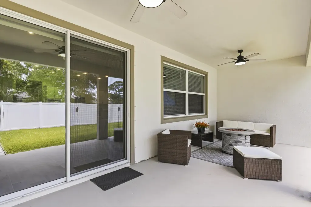 179 SW De Gouvea Terrace Port St Lucie FL 34984
