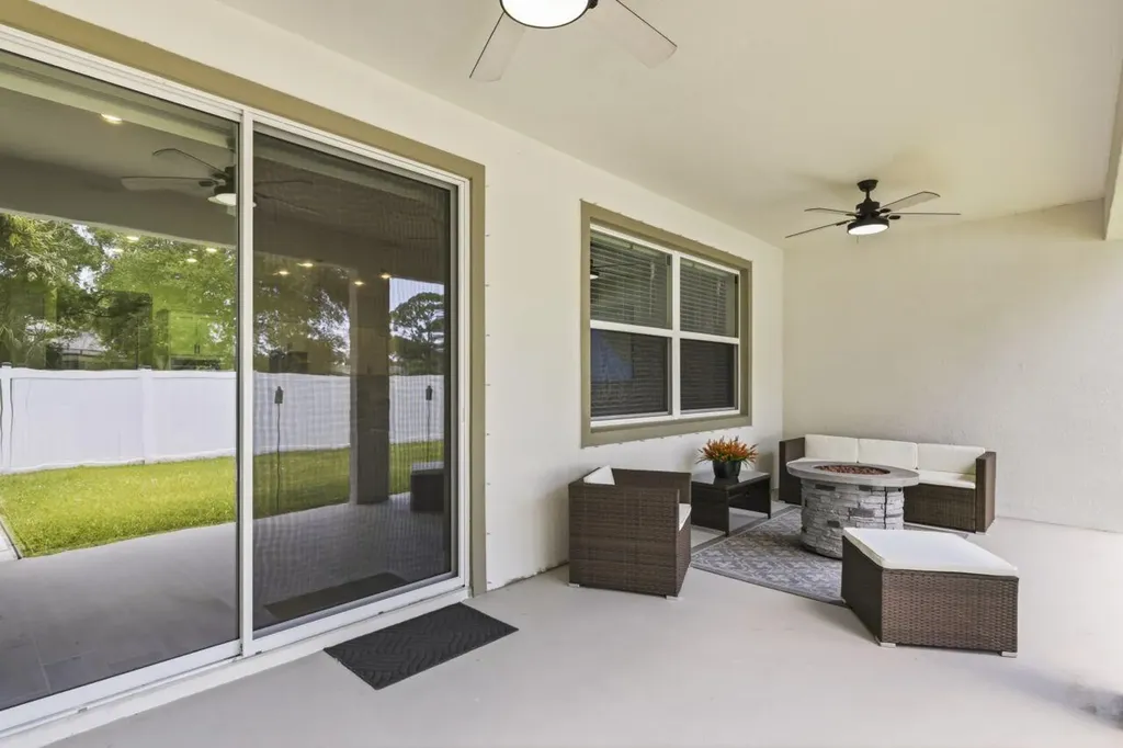 179 SW De Gouvea Terrace Port St Lucie FL 34984