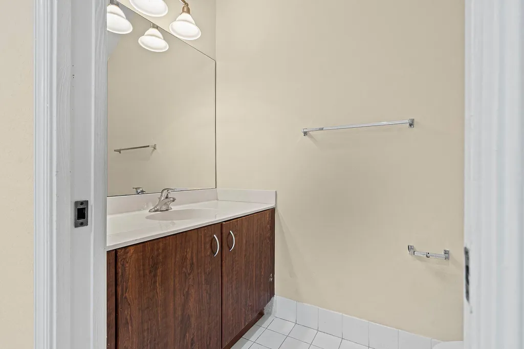 6272 S Military Trail Lake Worth FL 33463