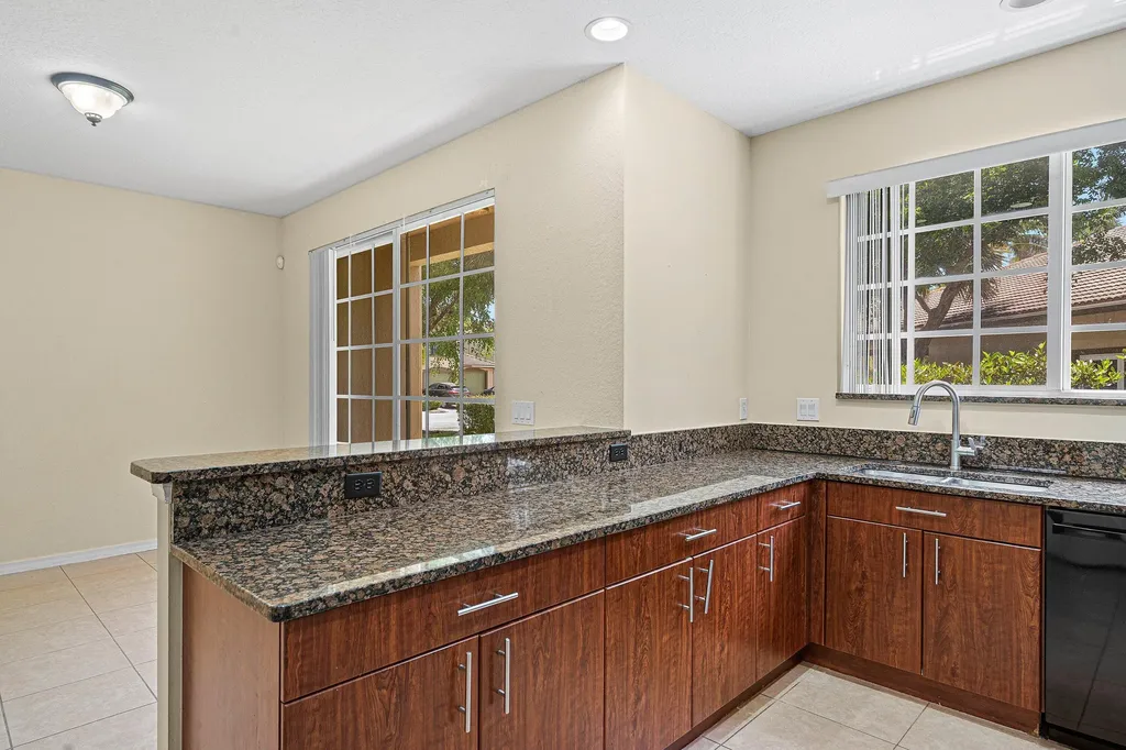 6272 S Military Trail Lake Worth FL 33463