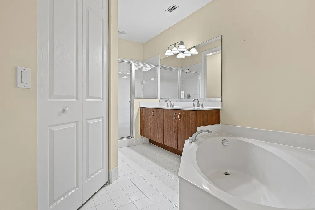 6272 S Military Trail Lake Worth FL 33463
