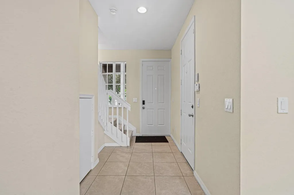 6272 S Military Trail Lake Worth FL 33463