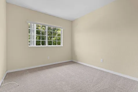 6272 S Military Trail Lake Worth FL 33463