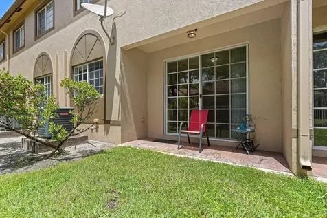 6272 S Military Trail Lake Worth FL 33463