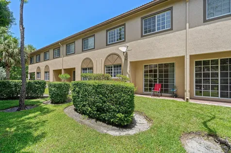 6272 S Military Trail Lake Worth FL 33463