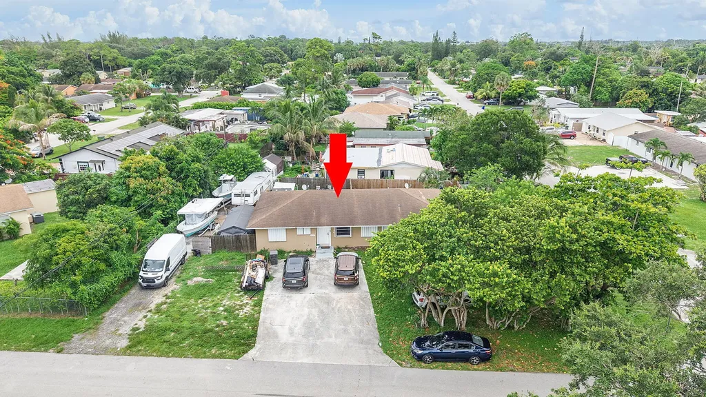 5735 Kumquat Road West Palm Beach FL 33413
