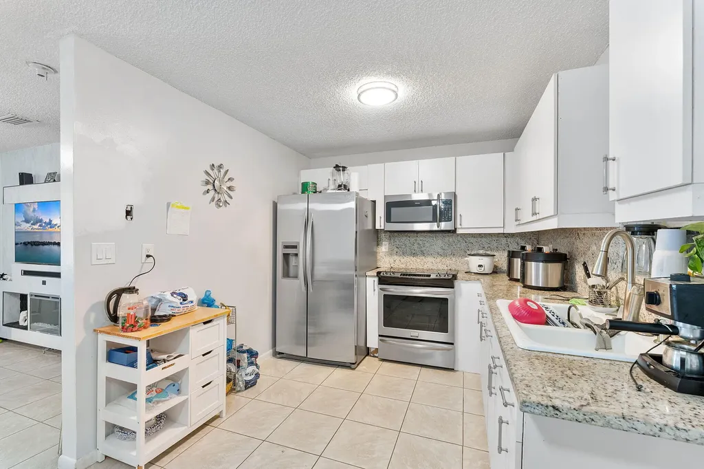5735 Kumquat Road West Palm Beach FL 33413