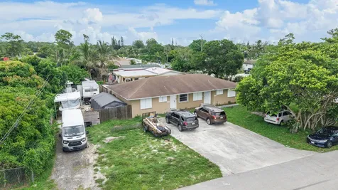 5735 Kumquat Road West Palm Beach FL 33413