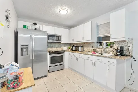 5735 Kumquat Road West Palm Beach FL 33413