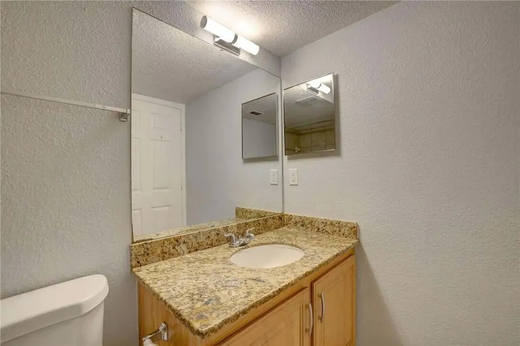 231 SW Palm Drive Port St Lucie FL 34986