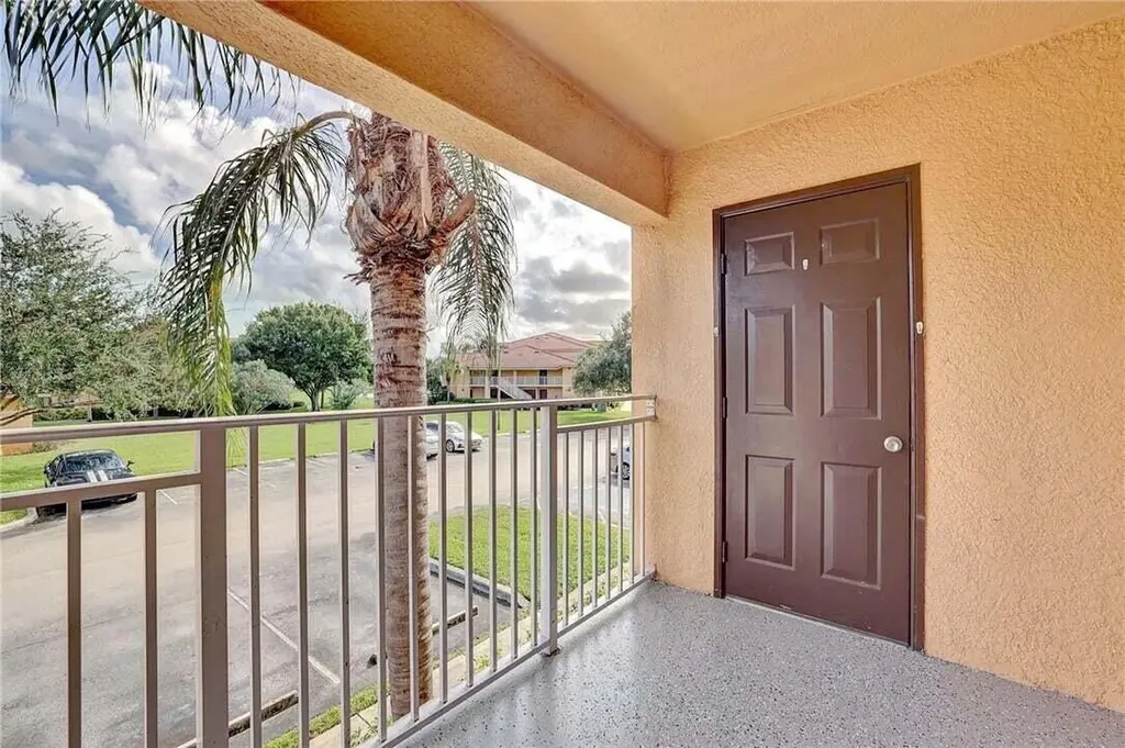 231 SW Palm Drive Port St Lucie FL 34986