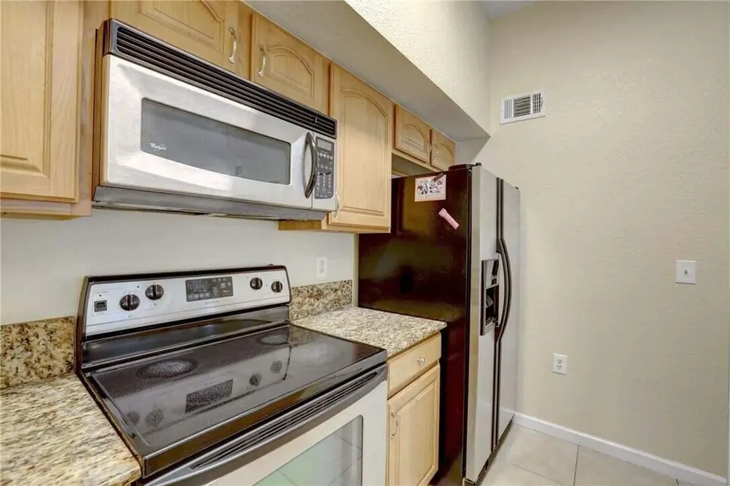 231 SW Palm Drive Port St Lucie FL 34986