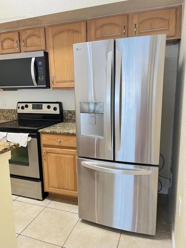231 SW Palm Drive Port St Lucie FL 34986
