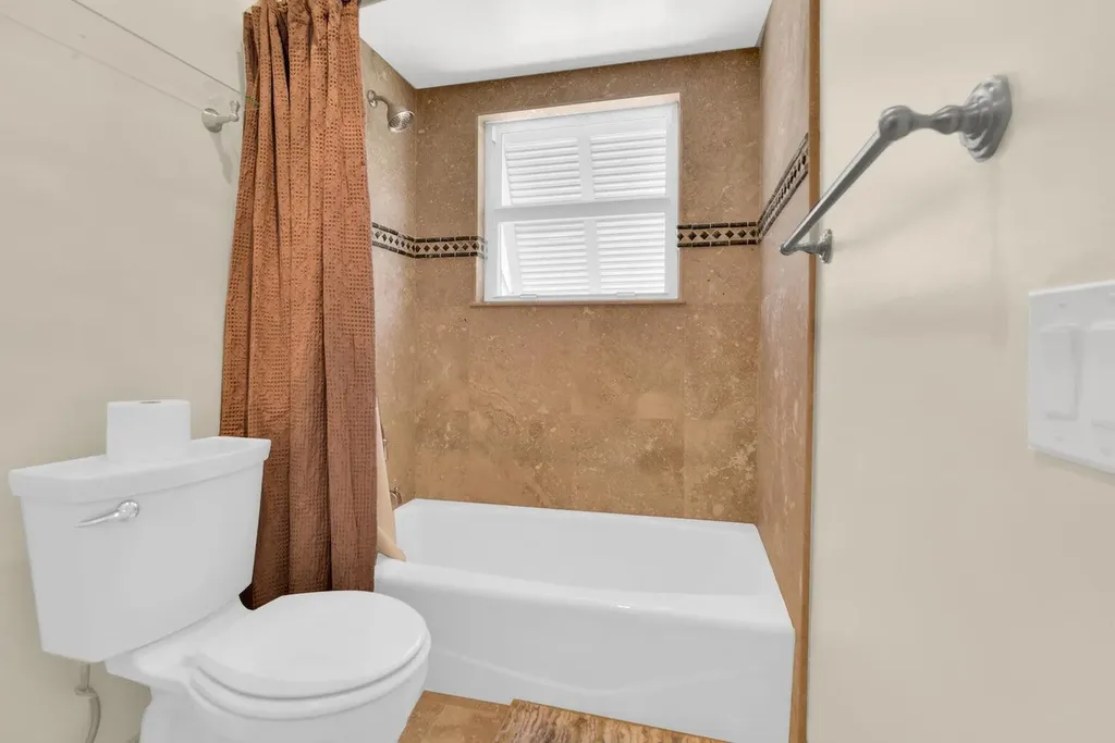 1704 Del Haven Drive Delray Beach FL 33483
