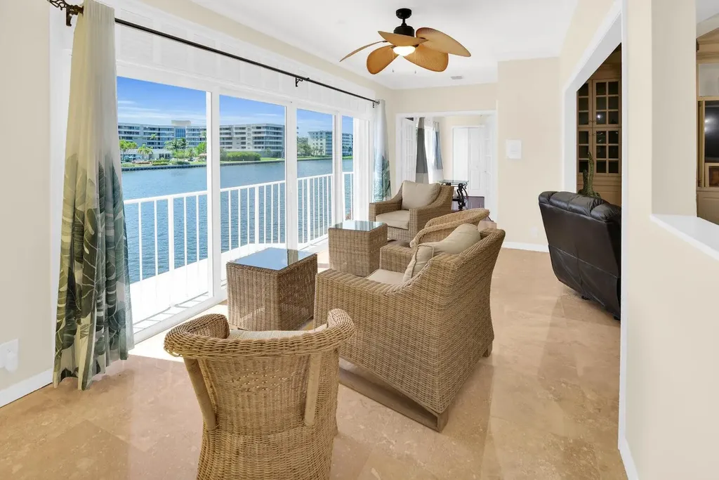 1704 Del Haven Drive Delray Beach FL 33483