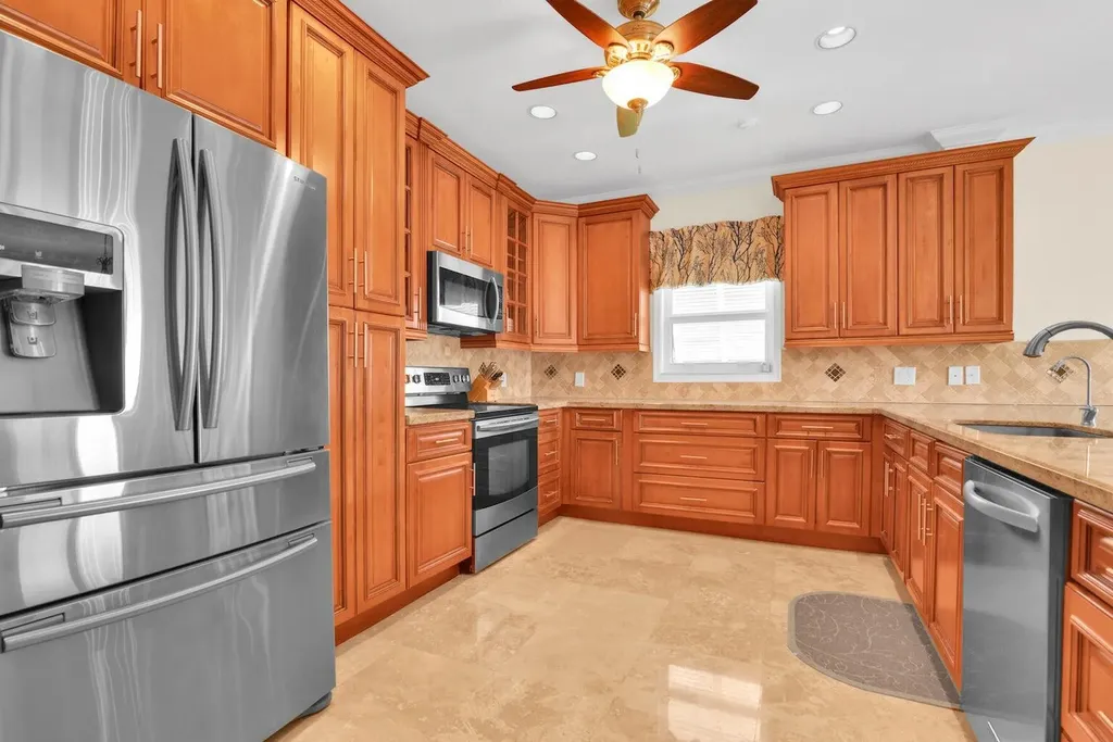 1704 Del Haven Drive Delray Beach FL 33483