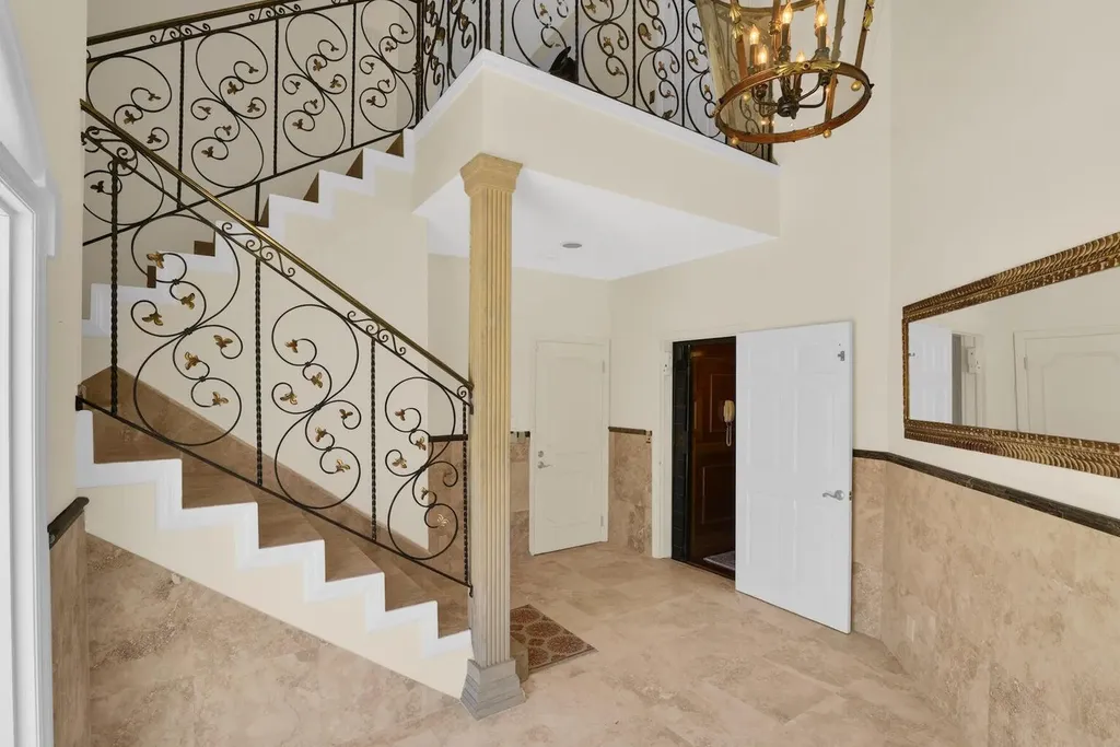 1704 Del Haven Drive Delray Beach FL 33483