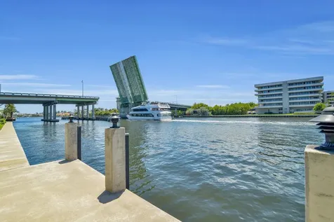 1704 Del Haven Drive Delray Beach FL 33483