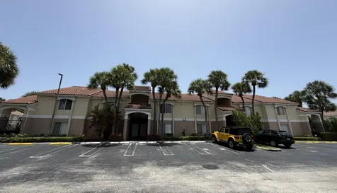 815 W Boynton Beach Boulevard Boynton Beach FL 33426