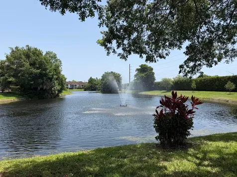815 W Boynton Beach Boulevard Boynton Beach FL 33426