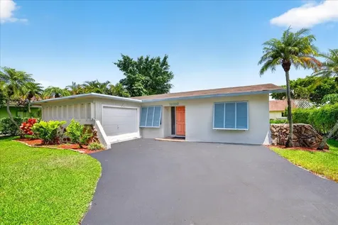 10100 NW 71st Place Tamarac FL 33321