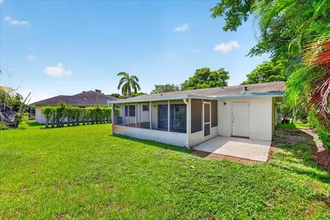 10100 NW 71st Place Tamarac FL 33321