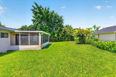 10100 NW 71st Place Tamarac FL 33321