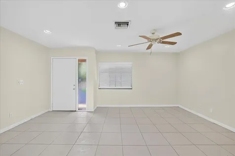 10100 NW 71st Place Tamarac FL 33321