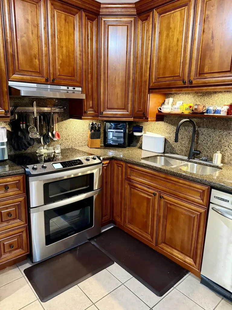 140 S Cypress Road Pompano Beach FL 33060