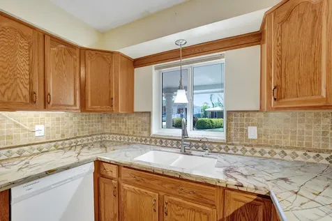 1745 NE 36th Street Oakland Park FL 33334