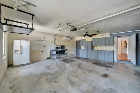 1745 NE 36th Street Oakland Park FL 33334