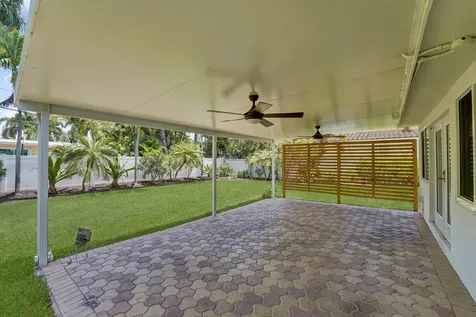 1745 NE 36th Street Oakland Park FL 33334