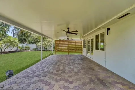1745 NE 36th Street Oakland Park FL 33334