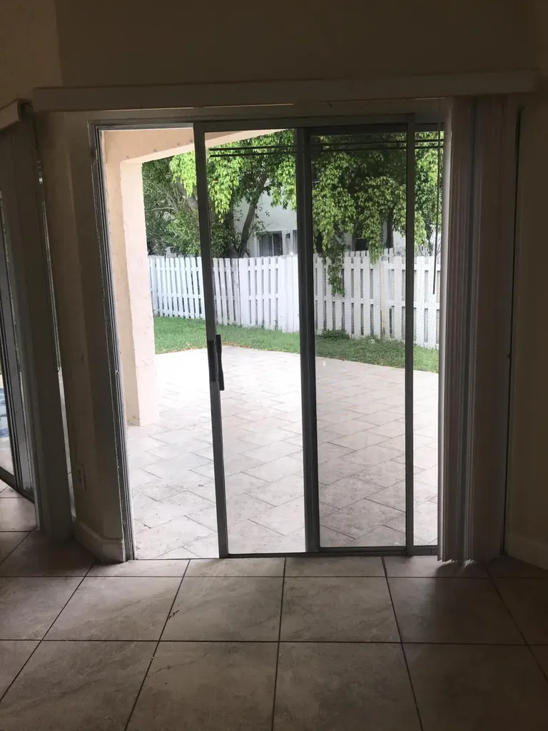 845 NW 98th Avenue Plantation FL 33324
