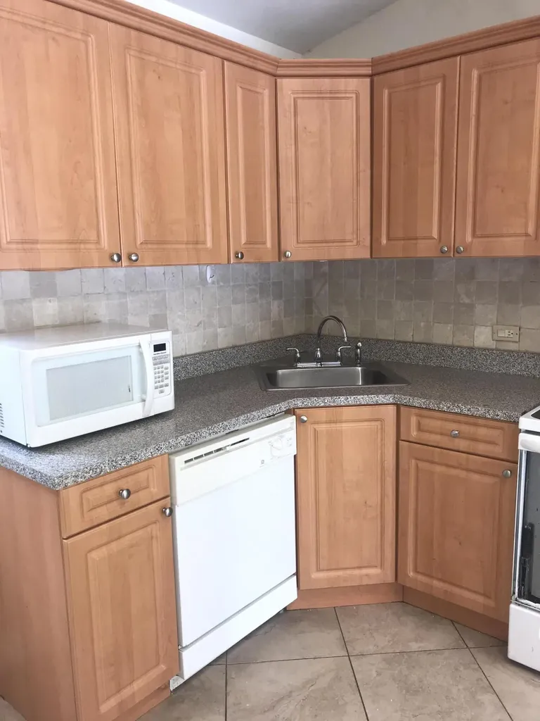 845 NW 98th Avenue Plantation FL 33324