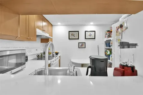 11800 SW 18th Street Miami FL 33175