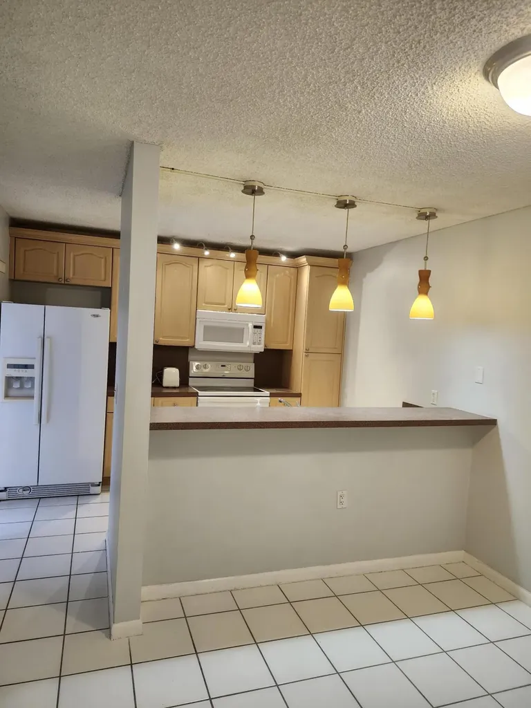 3209 32nd Way West Palm Beach FL 33407