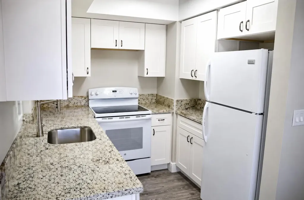 2120 NE 41st Street Lighthouse Point FL 33064