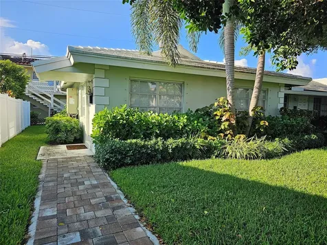 2120 NE 41st Street Lighthouse Point FL 33064