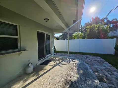 2120 NE 41st Street Lighthouse Point FL 33064