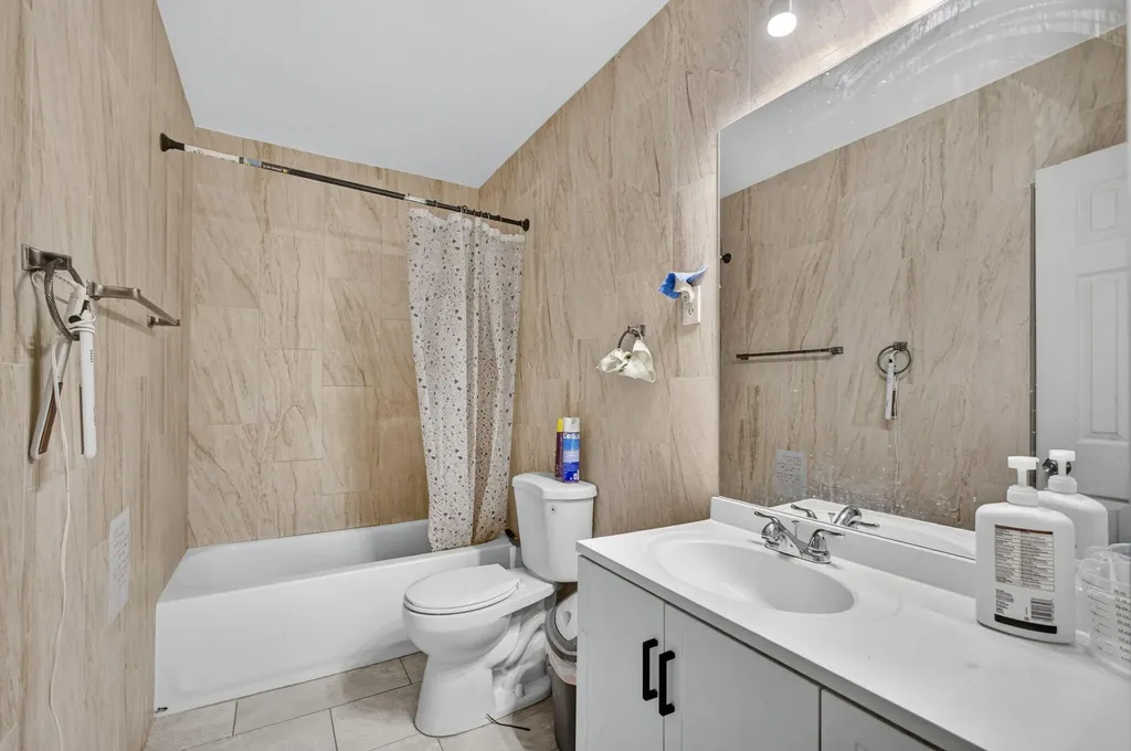 1511 W 32nd Street West Palm Beach FL 33404