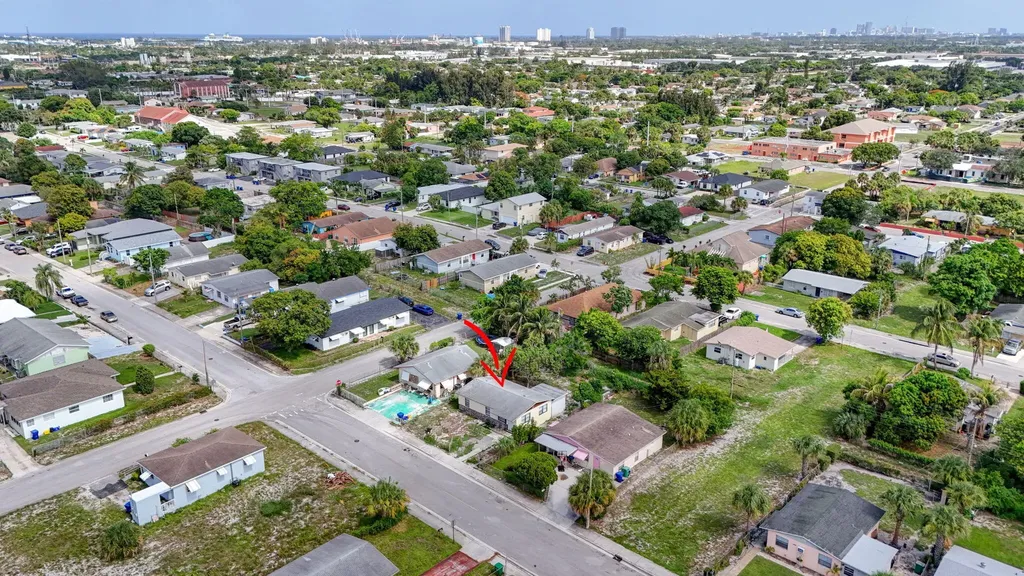 1511 W 32nd Street West Palm Beach FL 33404