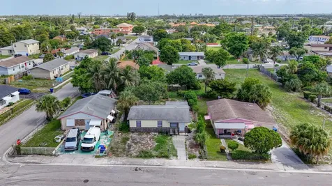 1511 W 32nd Street West Palm Beach FL 33404