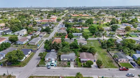 1511 W 32nd Street West Palm Beach FL 33404