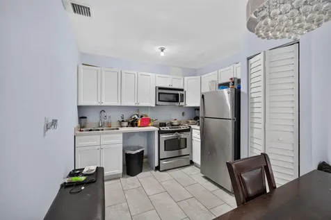 1511 W 32nd Street West Palm Beach FL 33404