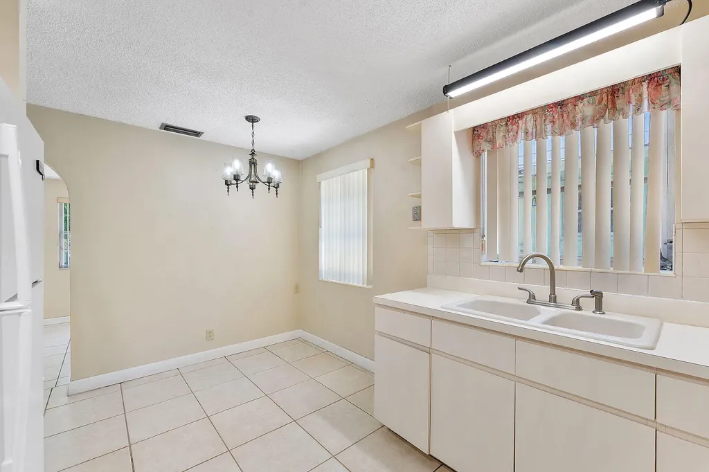 425 Churchill Road West Palm Beach FL 33405