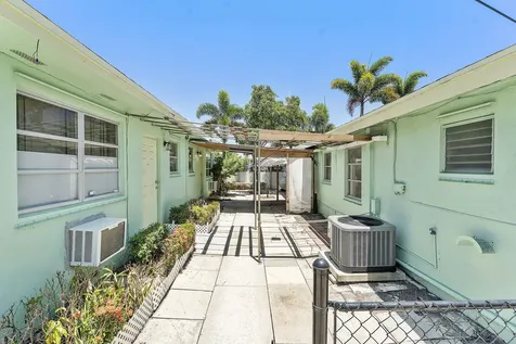 425 Churchill Road West Palm Beach FL 33405