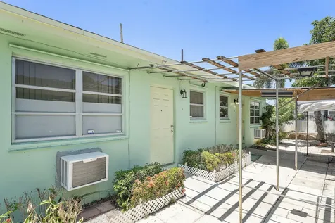 425 Churchill Road West Palm Beach FL 33405