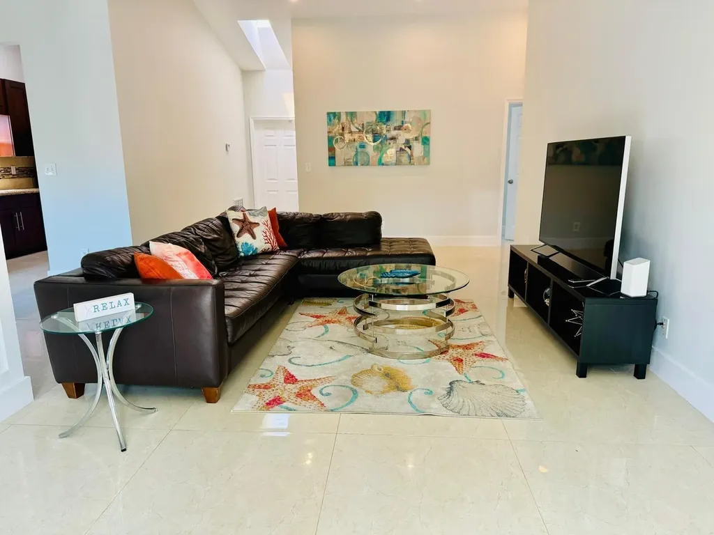 330 SW 35th Avenue Deerfield Beach FL 33442