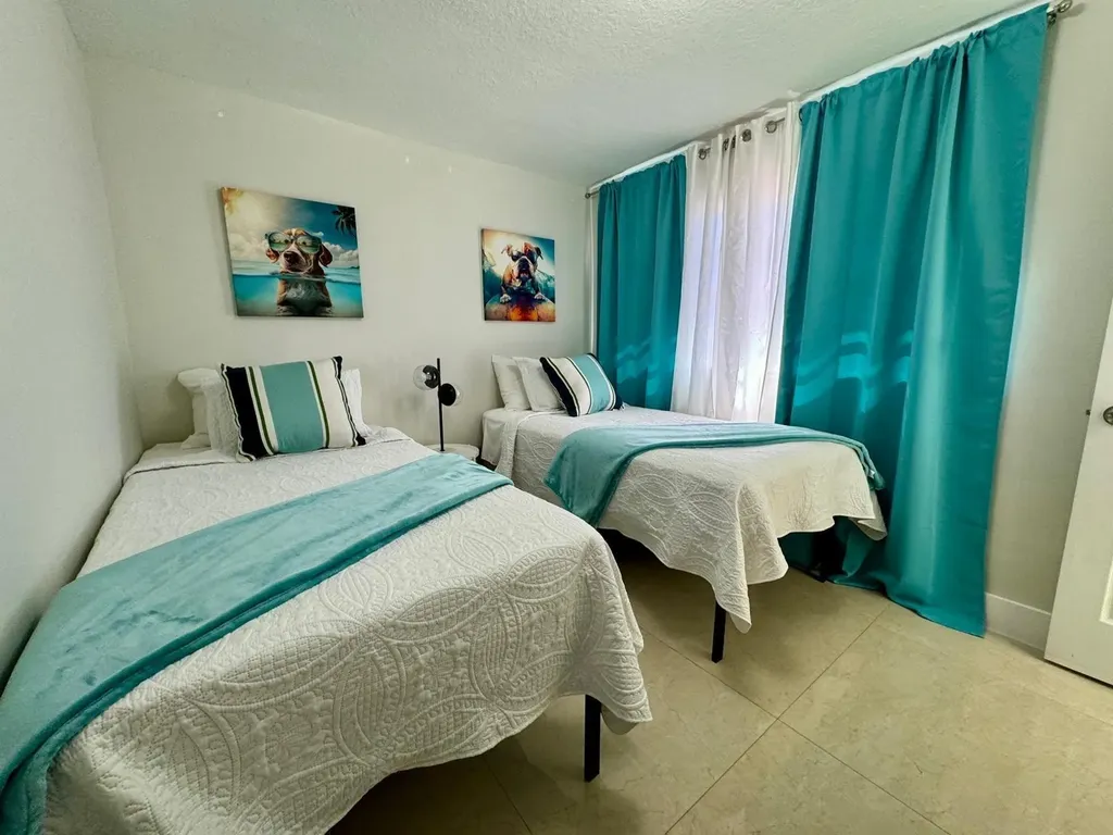 330 SW 35th Avenue Deerfield Beach FL 33442